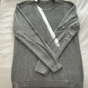 Men’s Lululemon sweater